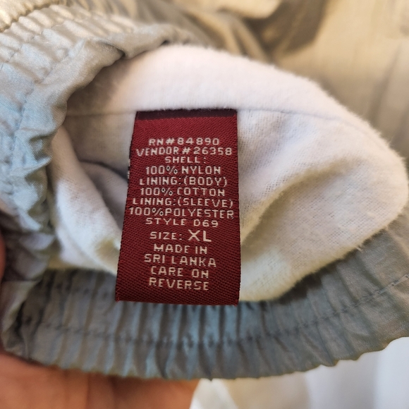 ✨ Vintage Y2K Crinkle Nylon Jacket Metallic XL 🧥 - Picture 7 of 7